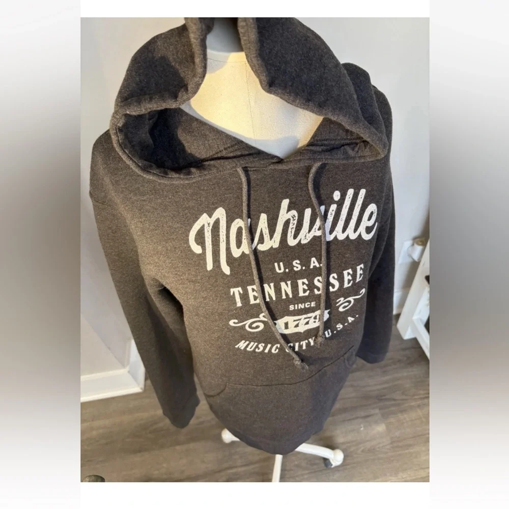 Nashville TN Music City USA Hoodie  Unisex Medium Black By Delta Fleece EUC - Picture 5 of 6